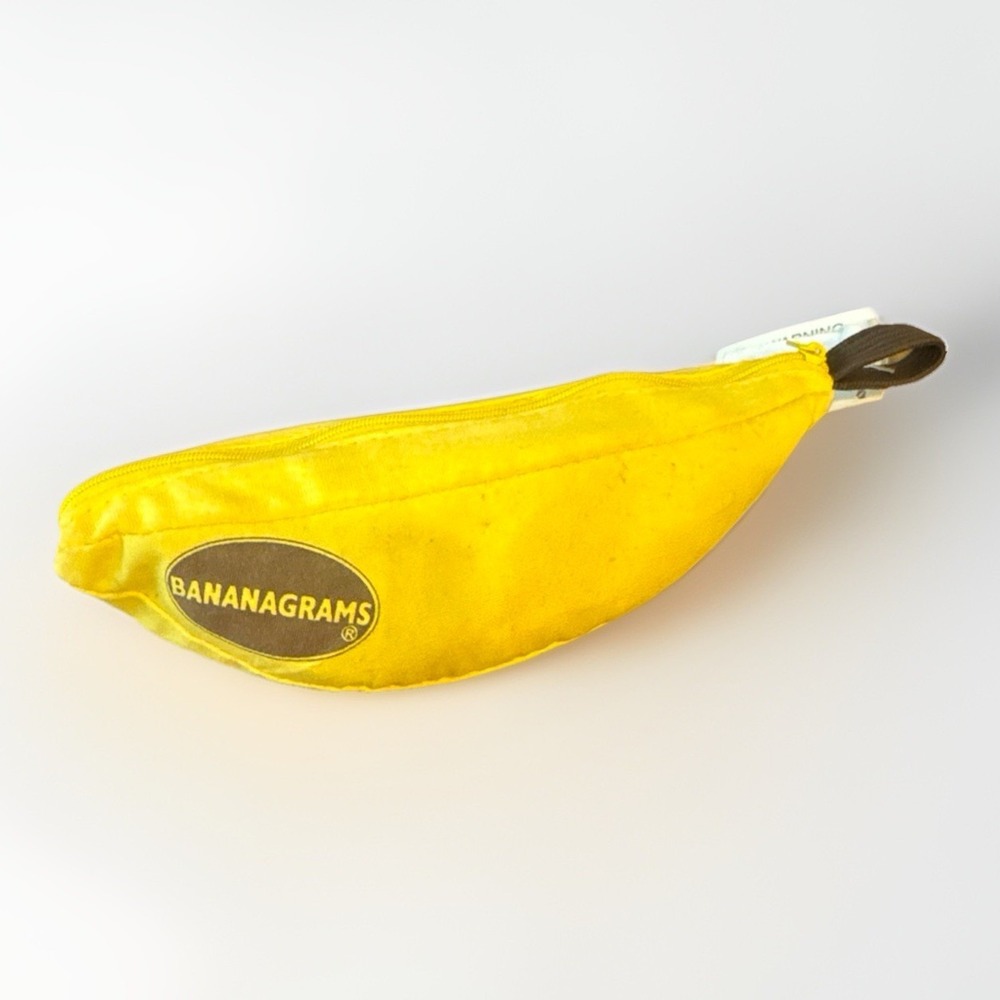 Bananagrams Game Crossword Word Play Complete 144 Pieces + Zip Bag NEW